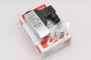 Interruptor de presión 1 pieza NUEVO EN CAJA DANFOSS MBC5100 061B100866 envío DHL - Imagen 1 de 6