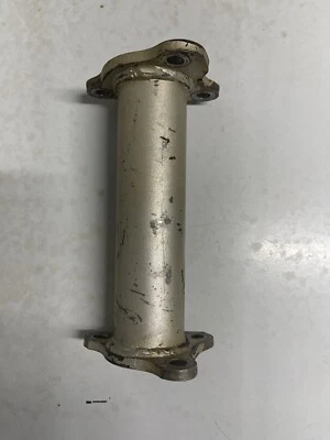 Cubierta de tubo de eje de transmisión Yamaha 4 Zinger 60 Foto 1 de 2