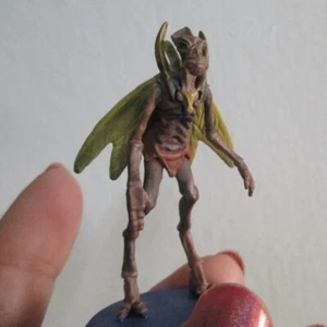 miniature spooky bug model geonosian mini figure 50 mm pvc toy 1:34 th dollhouse - Imagen 1 de 5