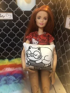 Handmade Barbie - Doll House Miniature Accent Pillow - Picture 1 of 2