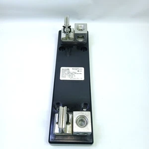 Blocco fusibili Ferraz Shawmut 62001R-A 1 polo 200A - Foto 1 di 7