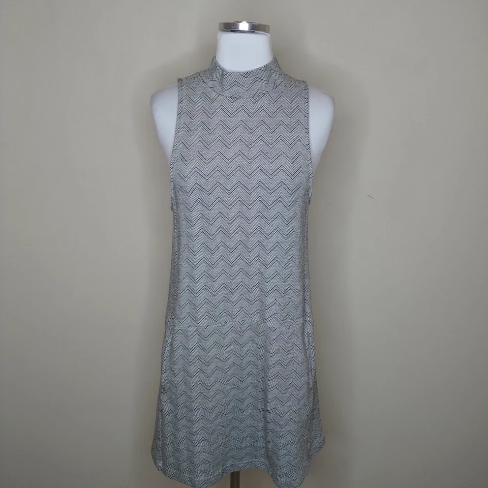 Mini Vestido Free People Talla Mediana Chevron Blanco Negro Tejido Bolsillos Foto 1 de 4