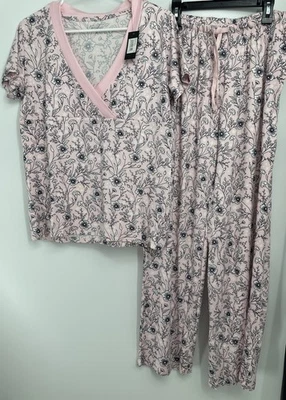 Nuevo conjunto de pijama floral Studio Badgley Mischka talla M pijama para dormir Foto 1 de 4