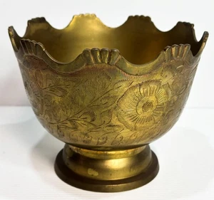 Vintage Brass Pedestal Bowl with Scalloped Edge Hand-Etched Floral Design Footed - Picture 1 of 8