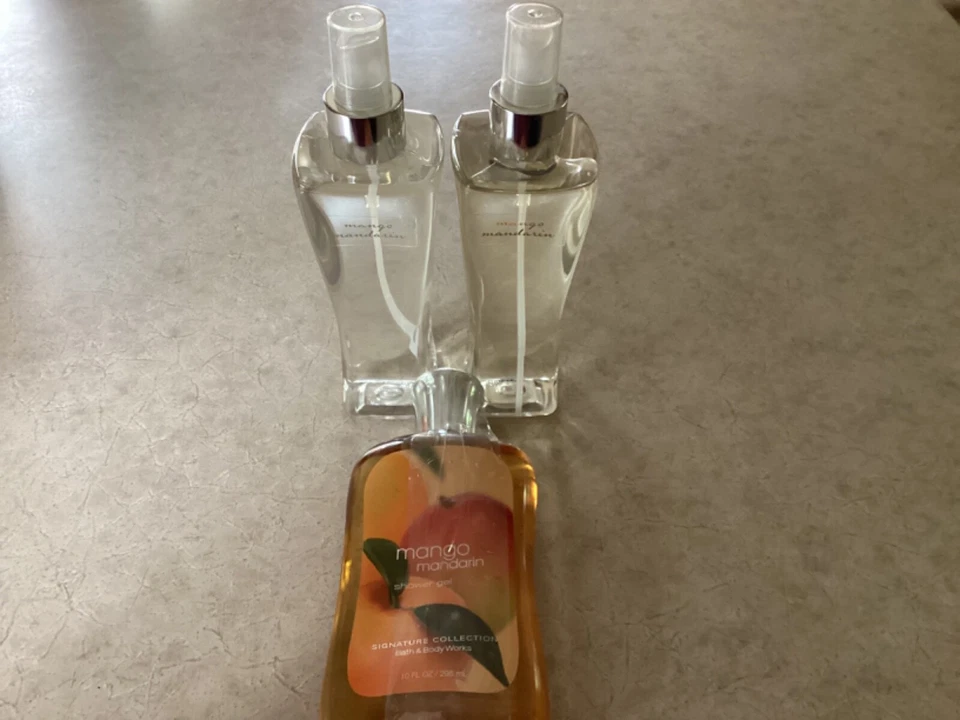 Spray y gel de ducha 3 Bath and Body Works mango mandarina Foto 1 de 1