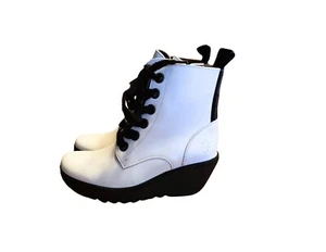 Fly London Women's Leather Lace Up Boots Yage Off White Size 39 US 8-8.5 - Picture 1 of 6