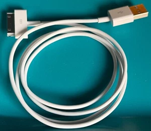 30 Pin to USB A Data Sync Cable Charger for Compatible iPods and iPhones - Picture 1 of 1