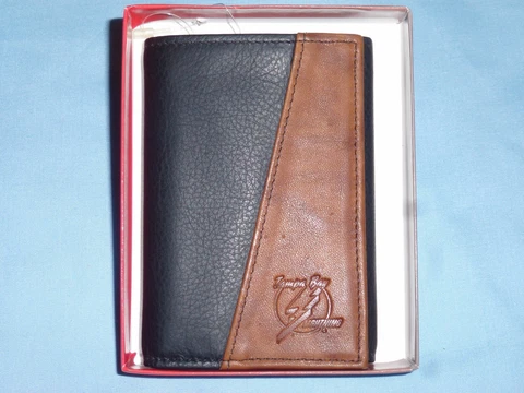 TAMPA BAY LIGHTNING  Leather TriFold Wallet  NIB  kb Cover