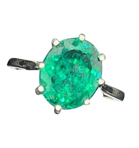 Green glass oval stone sterling silver thin band ring size 7.5 vintage - Picture 1 of 14