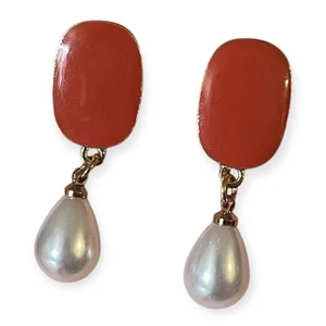 1,75 Zoll goldfarbene Koralle oval & Kunstperlen Ohrhänger Retro Glam Vintage-Stil - Bild 1 von 5