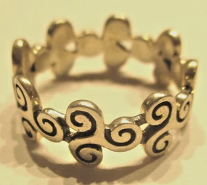 ANILLO BANDA TRISKELLION ISLA OF MAN PLATA ESTERLINA TALLA K - Imagen 1 de 2