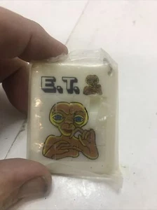 RARE Vintage ET puzzle Extraterrestrial keychain - Picture 1 of 2