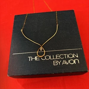 Collana vintage AVON oro 14k pieno con anello diamante originale 15'' - nuova con scatola - Foto 1 di 2