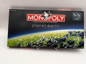 Monopoly Planet Earth Edition 2006 COMPLETE Classic Board Game - Picture 1 of 5