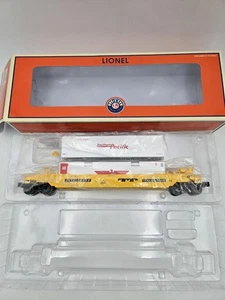 Lionel 2328320 TTX Maxi-Stack Flat Car w/ 2x Container Load - O-31 NEW - Picture 1 of 16