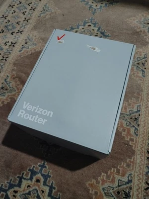 Verizon Fios Home Router G3100 with Power Adapter - White - Image 1 of 3