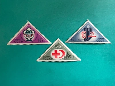 Russia Stamps SC# 4066-4068 Set of 3 Triangle stamps MNH  1973 - Image 1 of 2