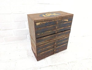 Gabinete de almacenamiento de metal IRC cajones resistencias contenido como está piezas oxidadas - Imagen 1 de 16