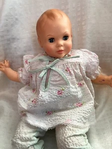 Suzanne Gibson Doll 23" Baby Doll 1977 Green Rose Jumper 20" Toy Vintage - Picture 1 of 9