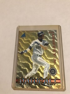 KEN GRIFFEY JR. 1994 Pinnacle "The Naturals" Card #3