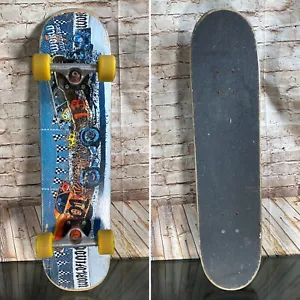 World Industries DEMO DERBY 31" Skateboard Completo Devilman/Flameboy/Wet Willy - Foto 1 di 16