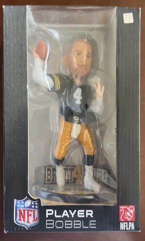 Brett Favre Green Bay Packers Career Stats Base Bobblehead NFL! Brand New! Cover