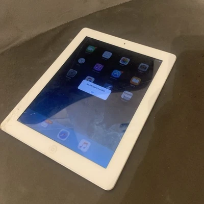 Apple iPad Air 2 64GB, Wi-Fi + Cellular (Unlocked), 9.7in - Silver - Image 1 of 4