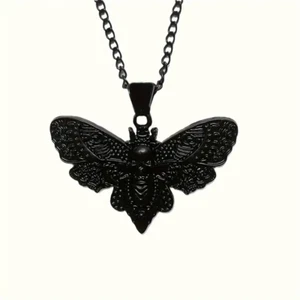 Collana con ciondolo stile vintage farfalla nera teschio gioielli falena gotica - Foto 1 di 5
