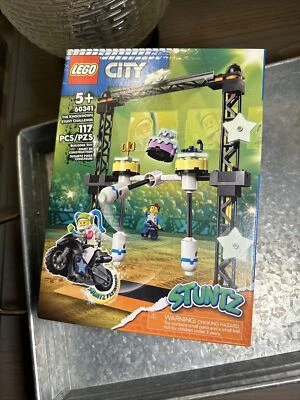 LEGO City Stuntz The Knockdown Stunt Challenge Set 60341 NEW - Image 1 of 2
