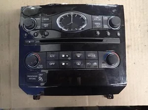 14 15 16 17 INFINITI QX70 Temperature Controller, Navigation Option Clock, Bezel - Picture 1 of 6