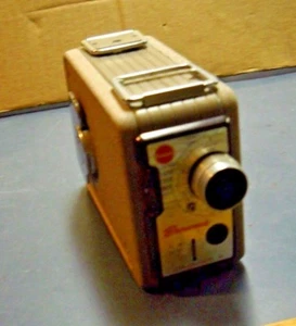 DE COLECCIÓN 1950 KODAK BROWNIE 8MM CÁMARA DE PELÍCULA 13MM F/2.7 LENTE ESTUCHE CUERO NO PROBADO - Imagen 1 de 12