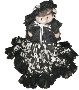 Agatha Bear Southern Bell 22" Kuh Design schwarz & weiß Kleid schwarz Spitzenbesatz Hut - Bild 1 von 12