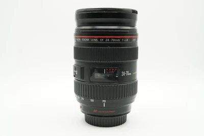 Canon EF 24-70 mm f/2,8 L USM - Buen estado, marcas de elementos delanteros/traseros (101) Foto 1 de 4