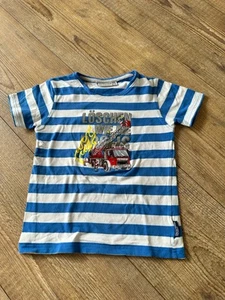 Süßes T-Shirt Feuerwehr bestickt Salt and Pepper Größe 116/122 - Bild 1 von 5