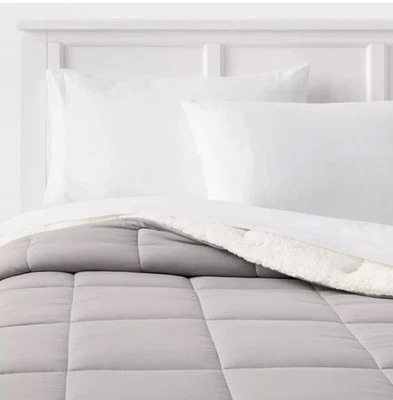 Room Essentials Twin or Twin XL Gray Quilted Faux Shearling Microfiber Comforter - Image 1 of 3