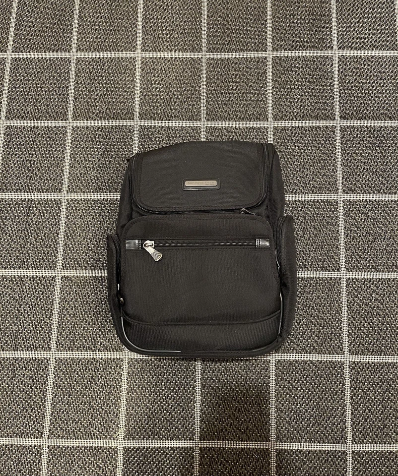 Bolso Crazy Kenneth Cole New York Foto 1 de 4