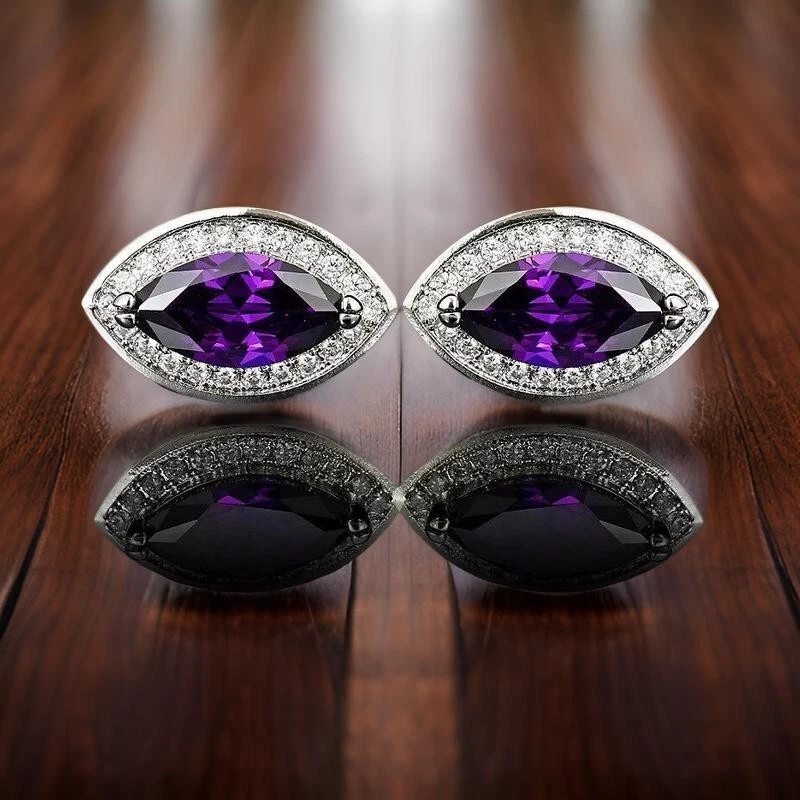 Bonitos gemelos con halo de amatista creados en laboratorio de 3 quilates para hombre enchapados en oro blanco de 14 quilates Foto 1 de 4