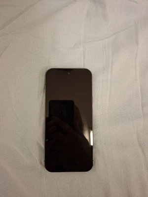 Google Pixel 10 Pro 128 GB Obsidian - Bild 1 von 4