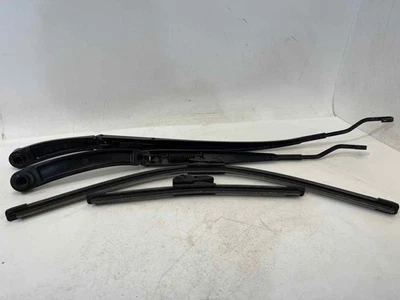 Juego de limpiaparabrisas diestro diestro para HYUNDAI SANTA FE 2013-2019 Foto 1 de 4