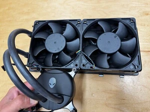 Alienware R16 240mm AIO Liquid Cooler with LGA 1700 Socket - Afbeelding 1 van 5