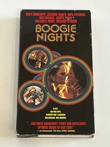 Boogie Nights (VHS, 1998) - Mark Wahlberg - Julianne Moore - Foto 1 di 7