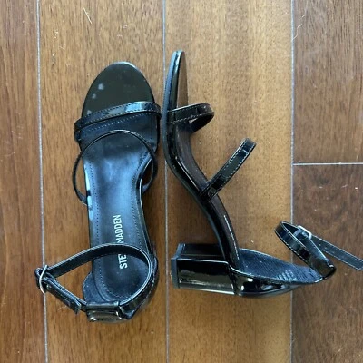 Steve Madden Jana Black Patent Leather Sandals Heels - Girls Size 3 - Image 1 of 4