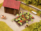 Noch 13219 HO Scale Garden Plot - Assembled - Deco Minis -- 8 Pumpkin Vines
