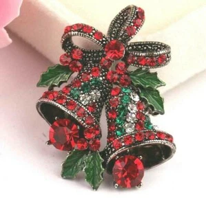 Stunning Diamonte Silver Plated Vintage Look Christmas Bells Brooch Cake Pin B48 - Picture 1 of 3