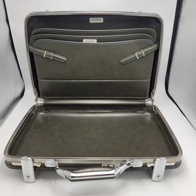 VTG American Tourister PWH Hardcase BRIEFCASE Luggage Deep Olive Lockable No Key - Image 1 of 4