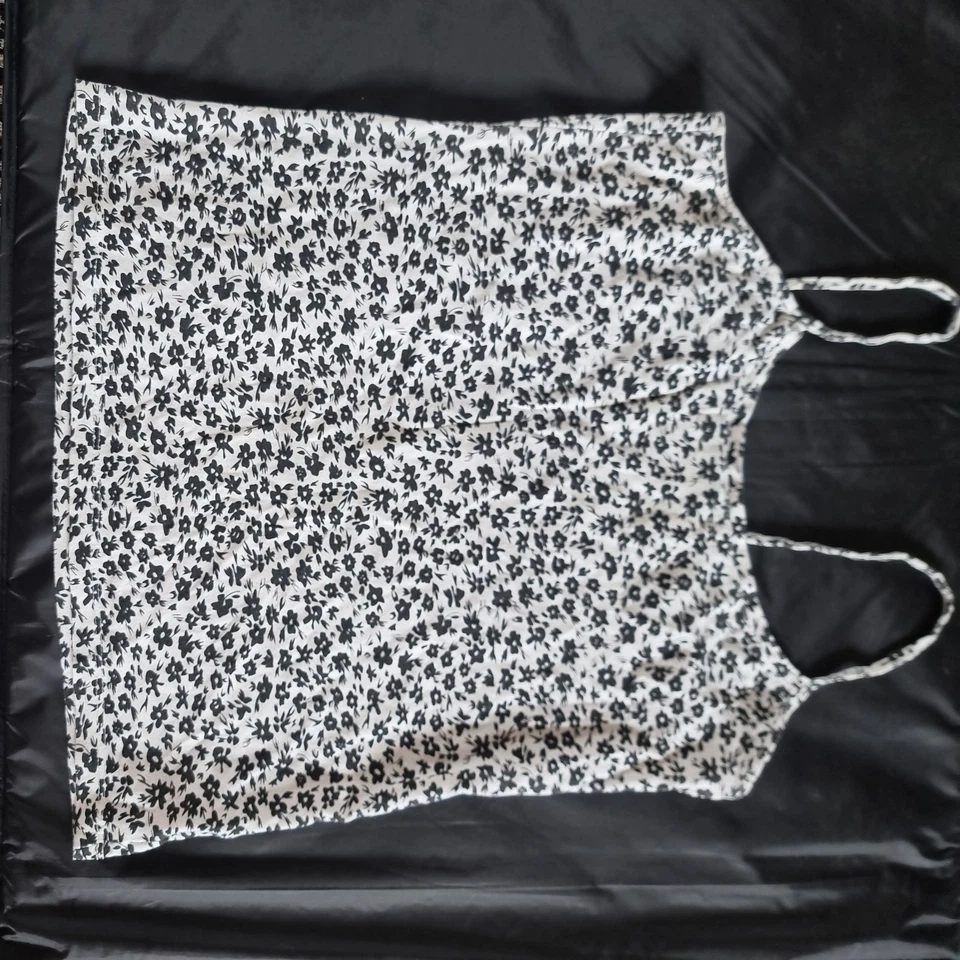 Peacocks Top Tank size 12 - Image 1 of 2