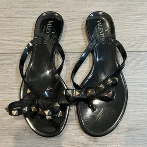 Valentino Garavani Women's Summer Rockstud PVC Thong Sandals Black 36 Flats - Picture 1 of 5