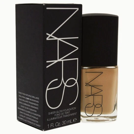 NARS Sheer Glow Foundation Hydrating Foundation Shade STROMBOLI 30 Ml - Image 1 of 1