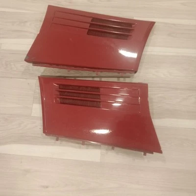 1992 Mercedes Benz 500SL moldagem de para-lama fabricante de equipamento original - Imagem 1 de 2