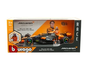 Bburago 18-28040 McLaren F1 Team MCL38 con figura Oscar Piastri escala 1/24 sin usar, en caja/nuevo - Imagen 1 de 1